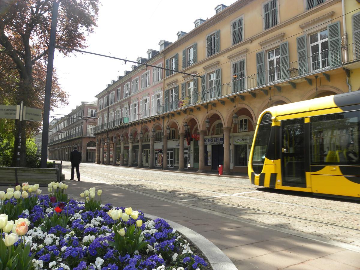 Ibis Styles Mulhouse Centre Gare Exterior foto